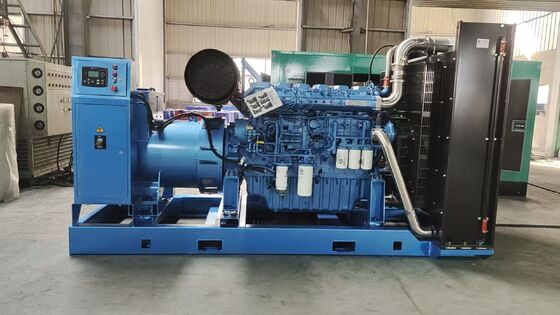 1500/1800rpm 등급속 Weichai 750KVA/600KW 디젤 발전기 세트 6M33D725E310 엔진 모델 및 15.7L/h 연료 소비